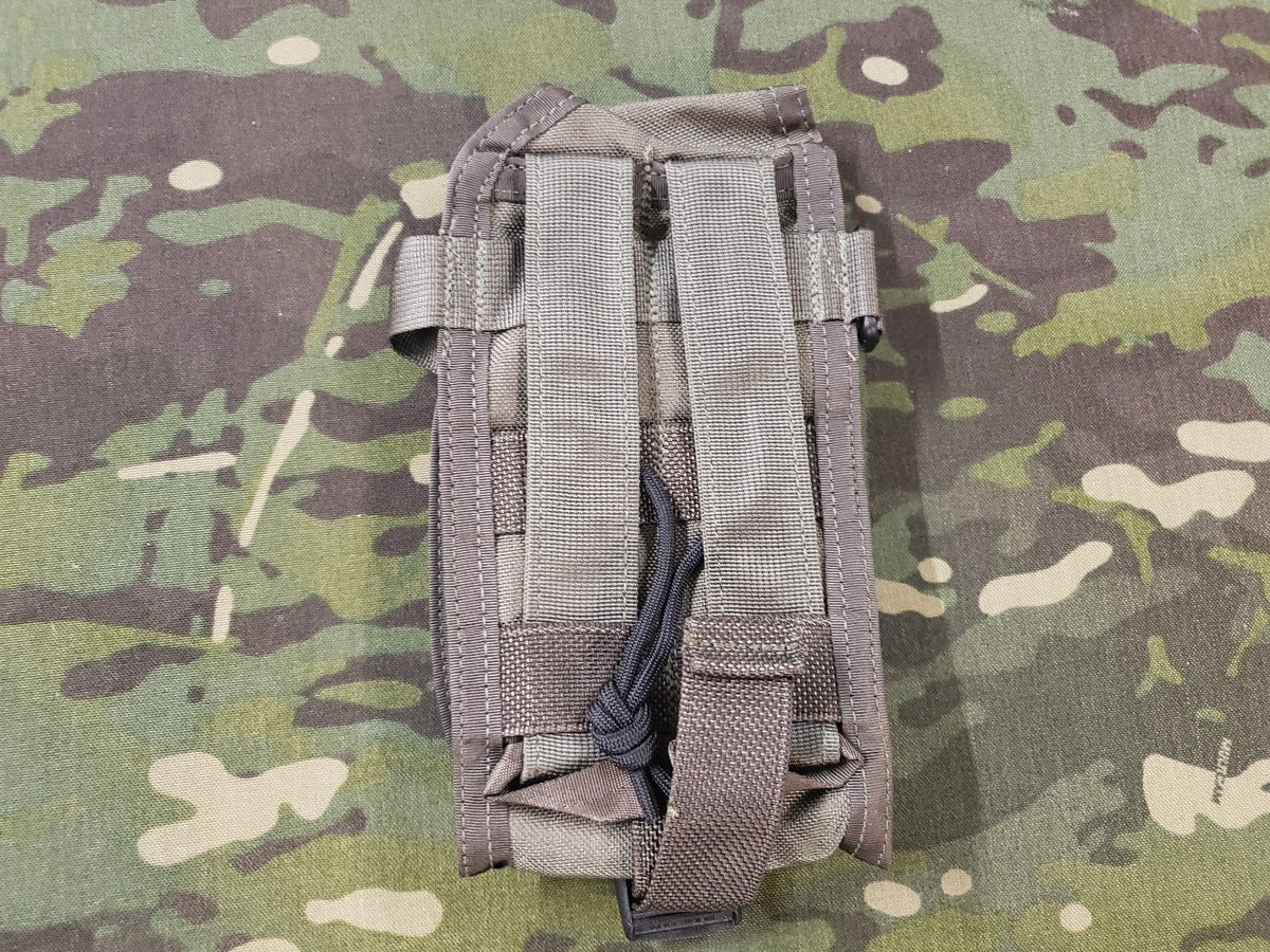 Pre-MSA Paraclete Small Universal Radio Pouch Smoke Green – A&A