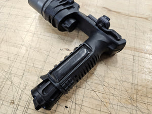 Surefire M900A Vertical Weaponlight w/ ARMS Mount
