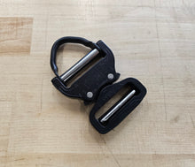 AustriAlpin Cobra Buckle D-Ring 1.75" inch / 45mm in Black