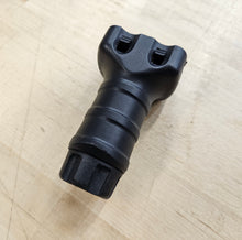 TangoDown Vertical Fore Grip (Stubby) Black