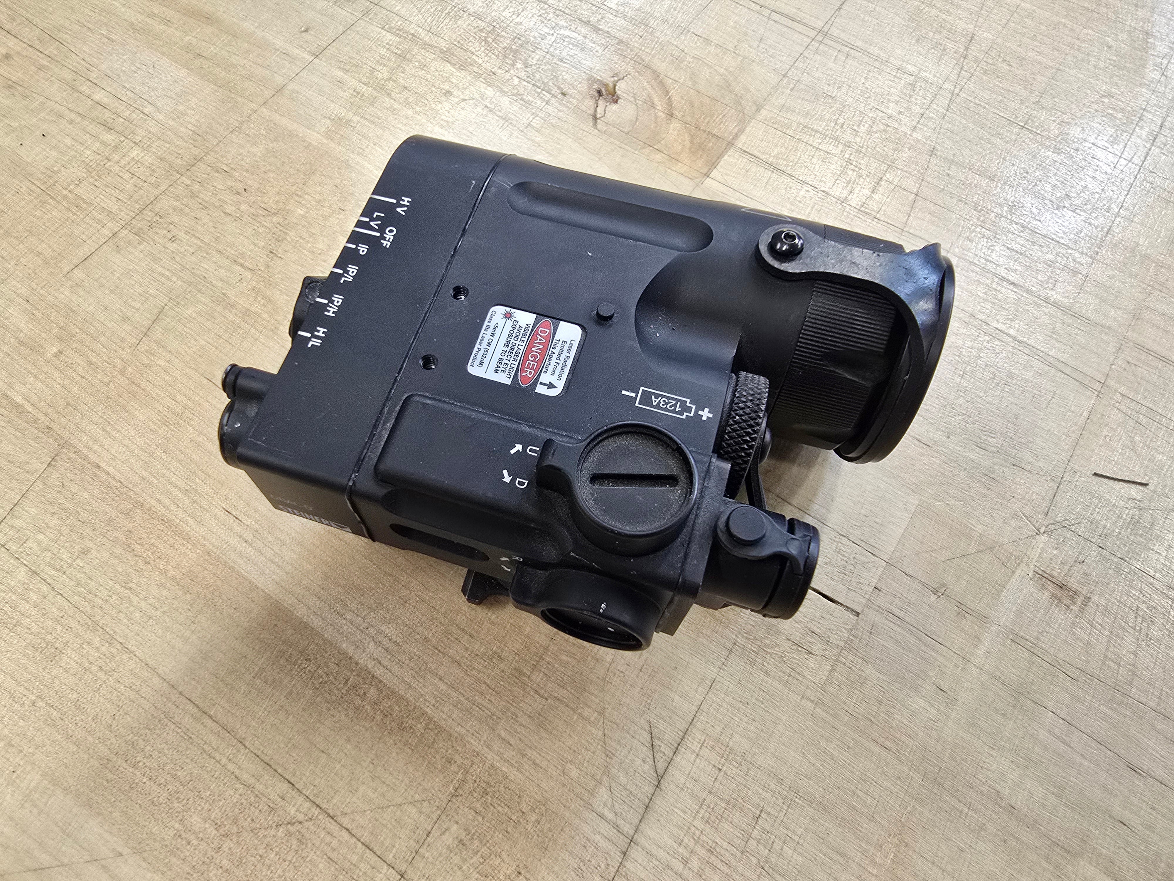 DBAL D2 Vis (Green) and IR Laser/Illuminator, Black Housing w