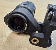 Aimpoint Comp 3x Magnifier in Larue Tactical LT649 QD Mount