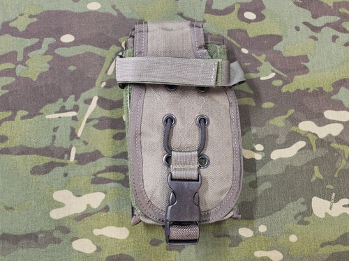 Pre-MSA Paraclete Small Universal Radio Pouch Smoke Green